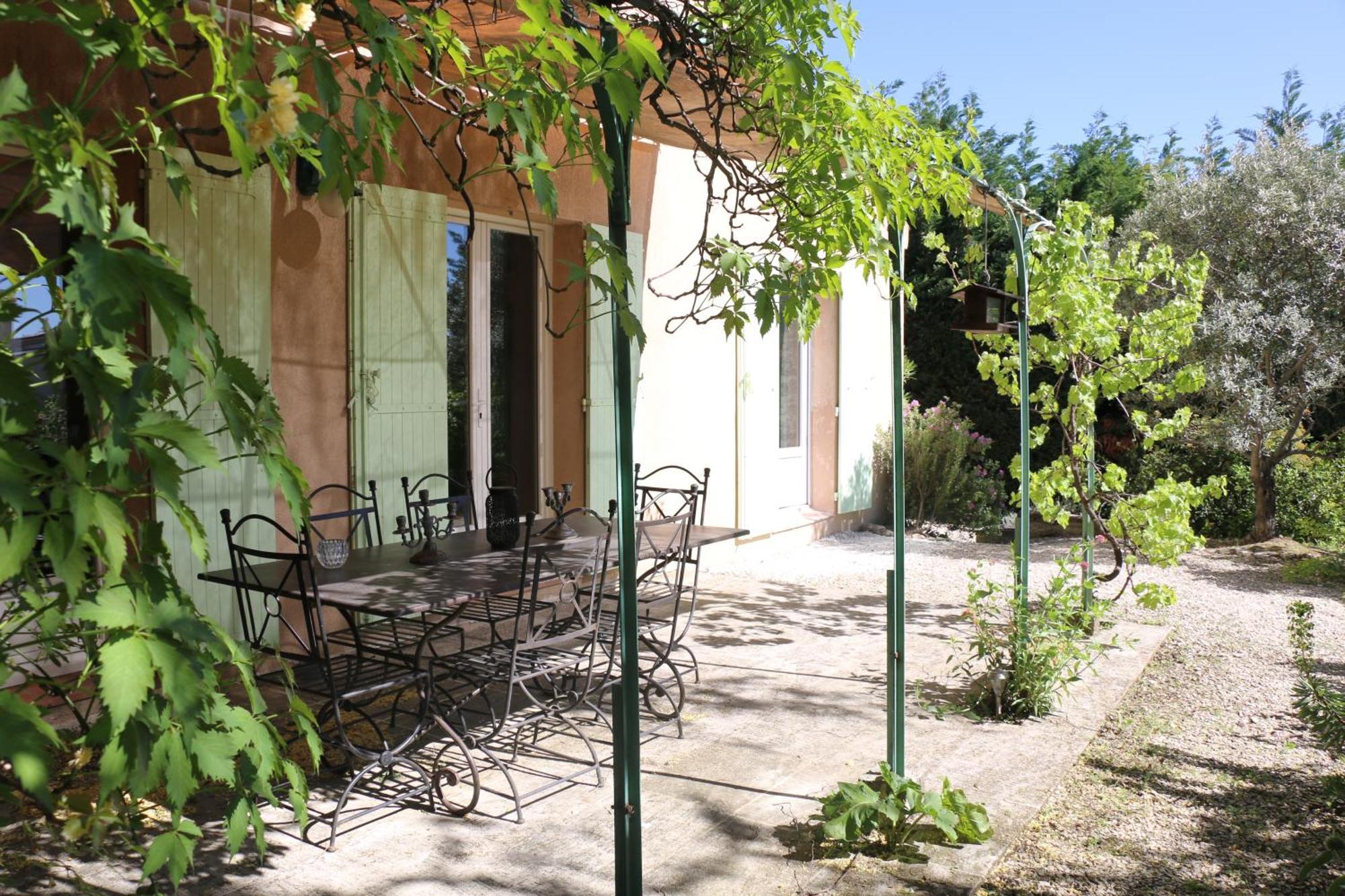 Les Chambres De Fanny Cabrieres-d'Aigues Exterior foto